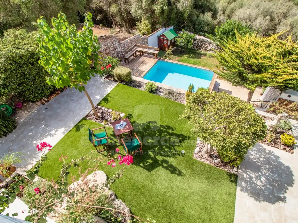 Country homes for sale in Cala Blanca