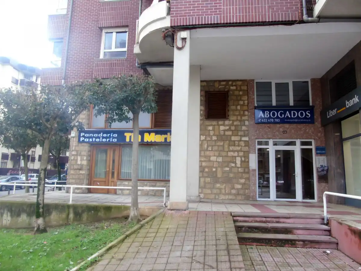 Local comercial de lloguer a Muriedas, imagen 3