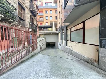 Parking à vendre à San Frantzisko Kalea