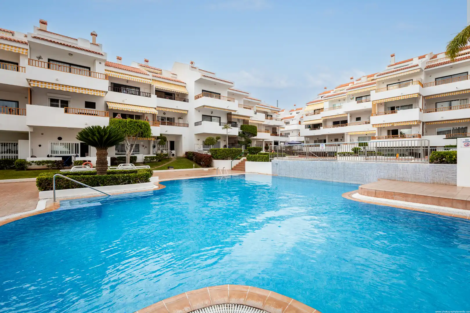 Piscina de Apartamento de alquiler en Arona con Aire acondicionado, Calefacción y Parquet