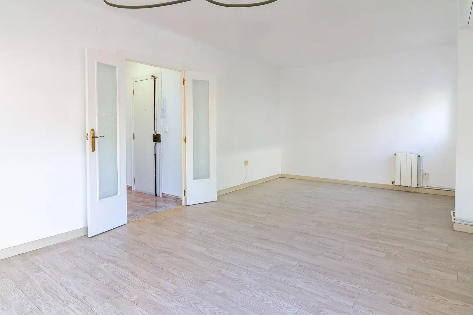 Wohnung zum Verkauf in Castelldefels mit Klimaanlage, Heizung und Terrasse