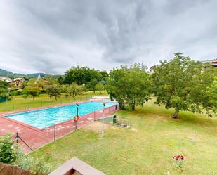 Swimming pool of Flat for sale in Artziniega  with Terrace