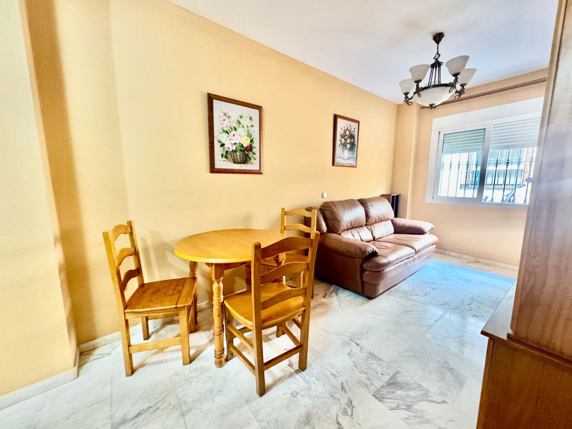 Living room of Flat for sale in Fuengirola  with Furnished
