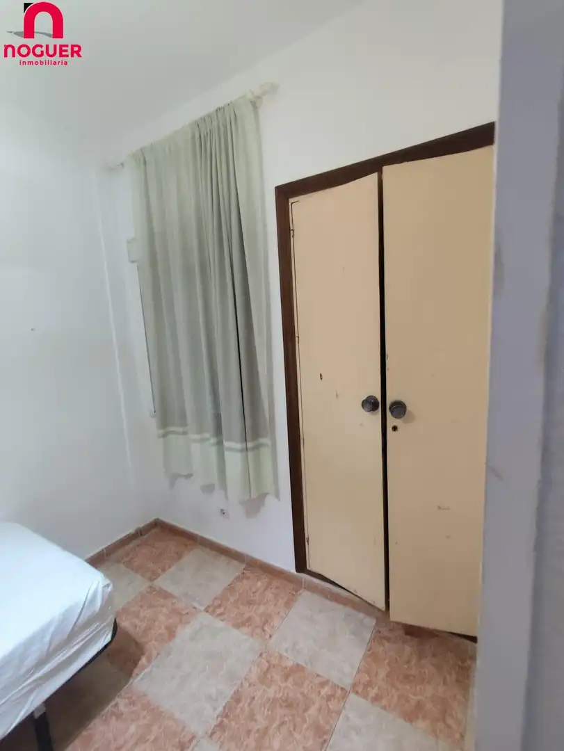 Schlafzimmer von Wohnung zur Miete in Córdoba mit Heizung, Terrasse und Abstellraum