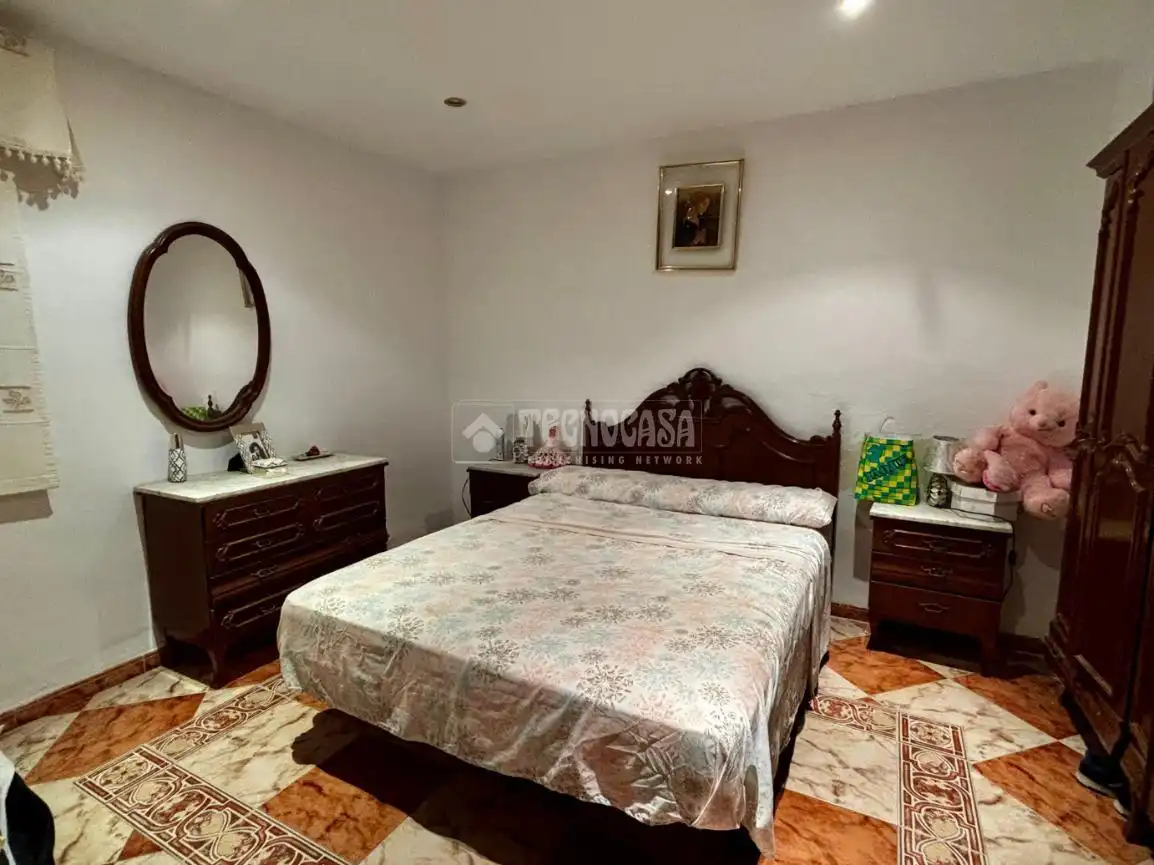 Schlafzimmer von Einfamilien-Reihenhaus zum Verkauf in Jódar mit Klimaanlage und Terrasse