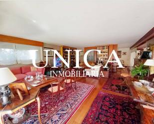Flat for sale in  Madrid Capital  with Air Conditioner, Heating and Private garden