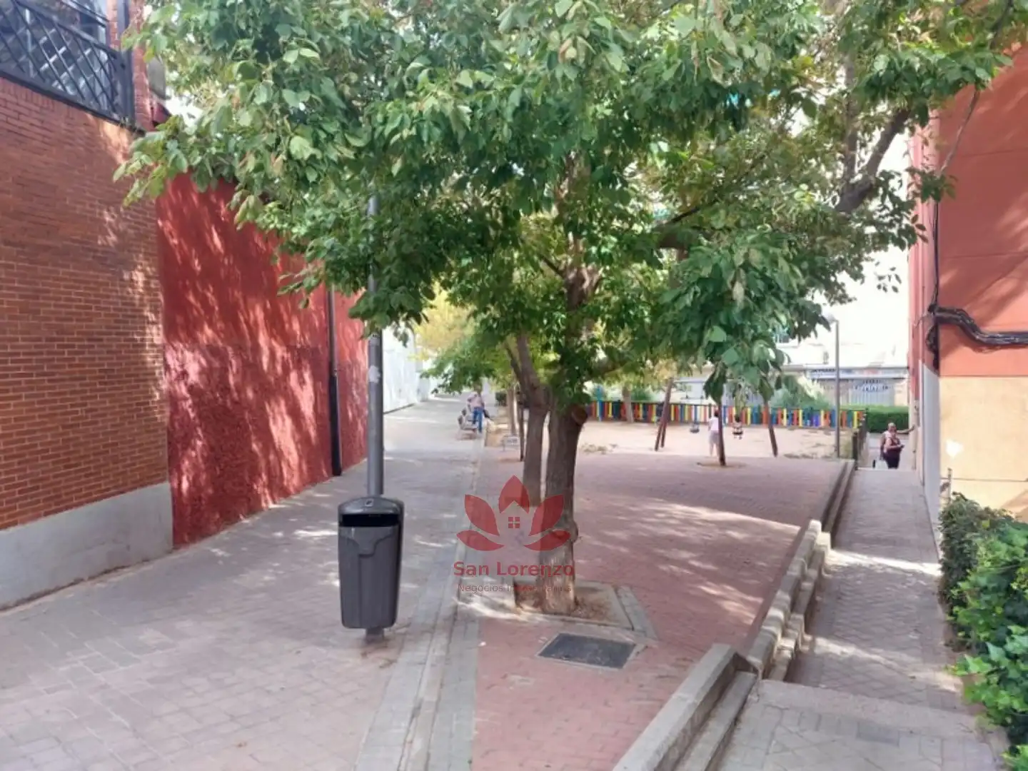 Local comercial en venda a Calle del Mar de Omán, imagen 7