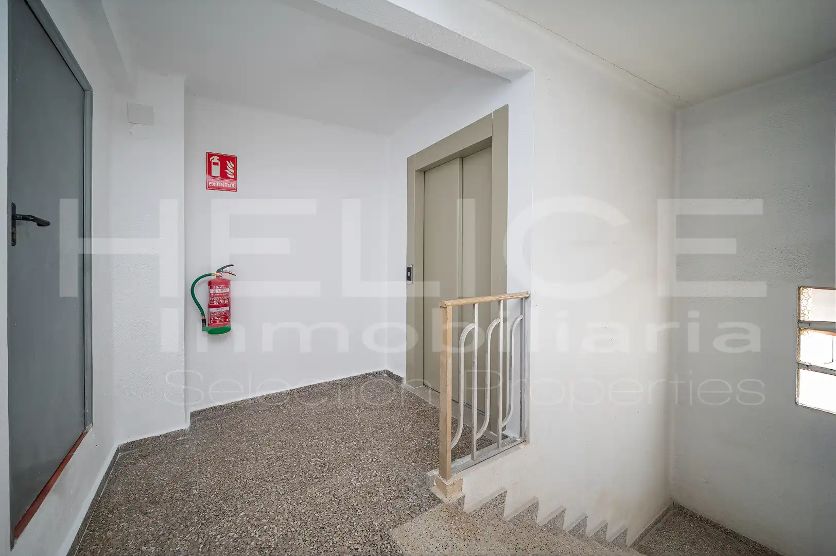 Attic for sale in Barrio de Benicalap