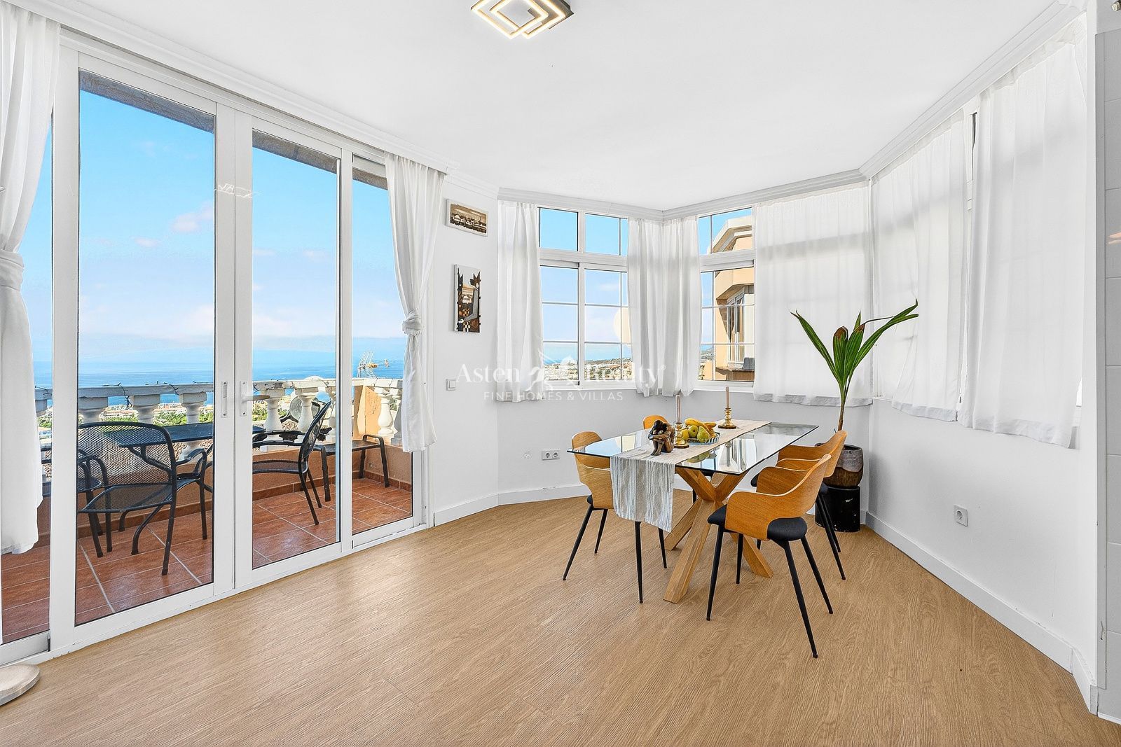 Dining room of Single-family semi-detached for sale in Adeje  with Air Conditioner, Terrace and Swimming Pool