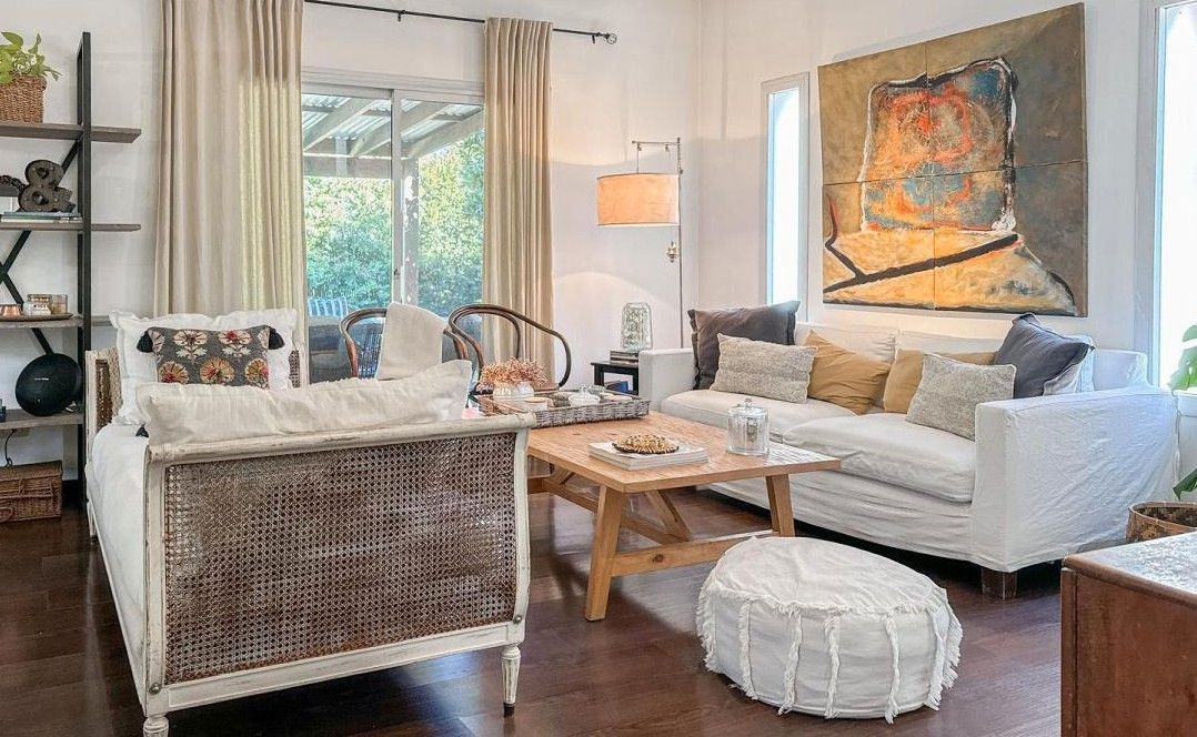 Living room of House or chalet for sale in Las Rozas de Madrid  with Air Conditioner, Private garden and Community pool