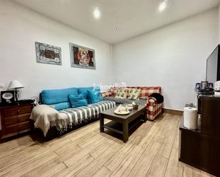Wohnzimmer von Wohnung zum verkauf in Brenes mit Klimaanlage, Terrasse und Abstellraum