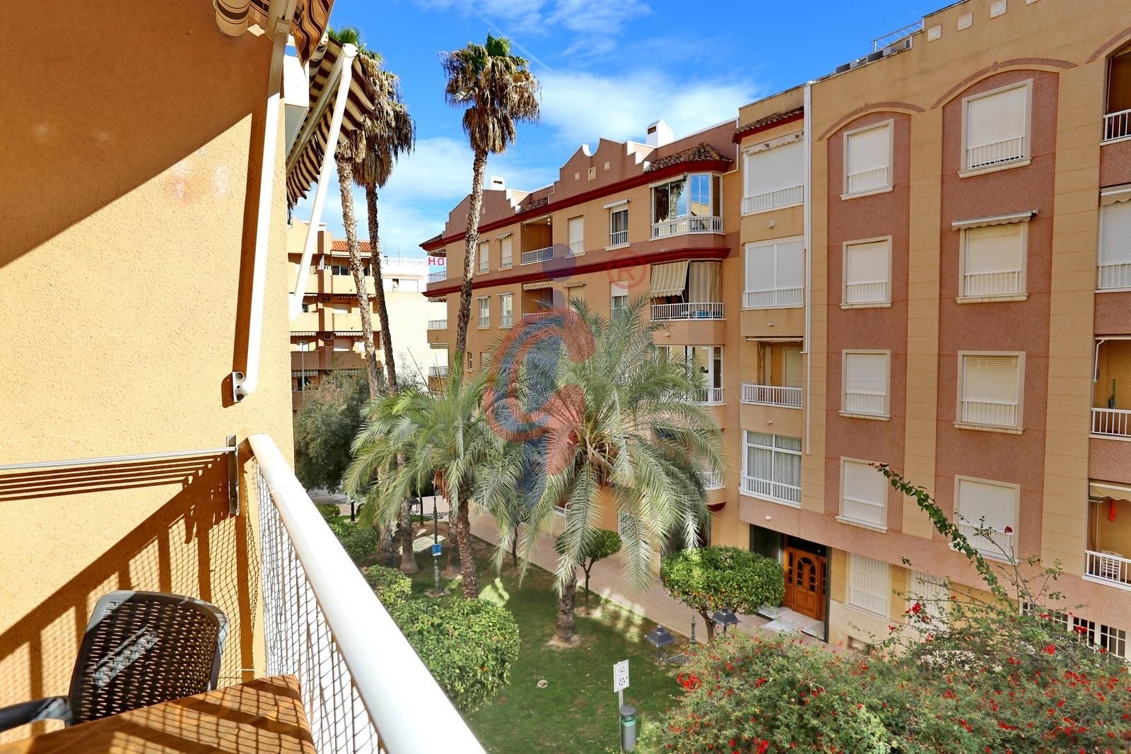 Exterior view of Flat to rent in Guardamar del Segura  with Air Conditioner, Terrace and Furnished