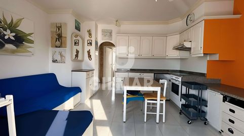 Foto 3 de Piso en venta en Carretera General Tf-655, Los Cristianos, Arona
