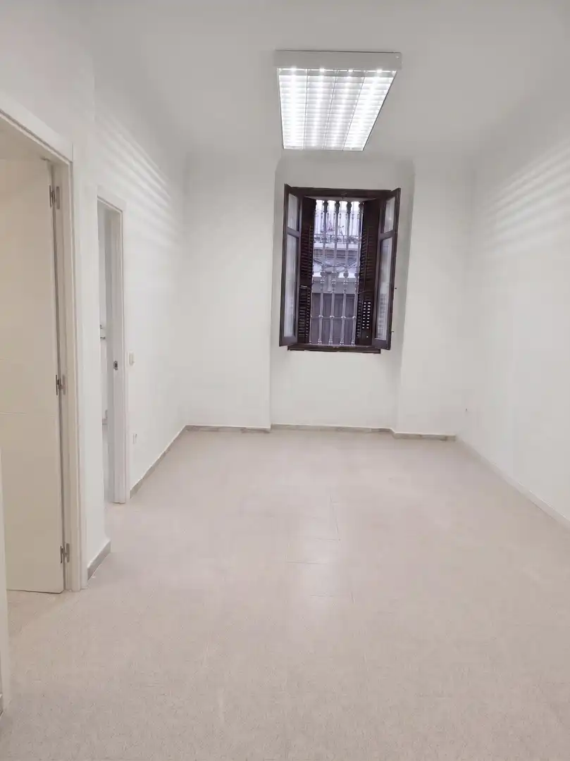 Piso con ascensor en venta en Calle RAMOS MARIN, imagen 2