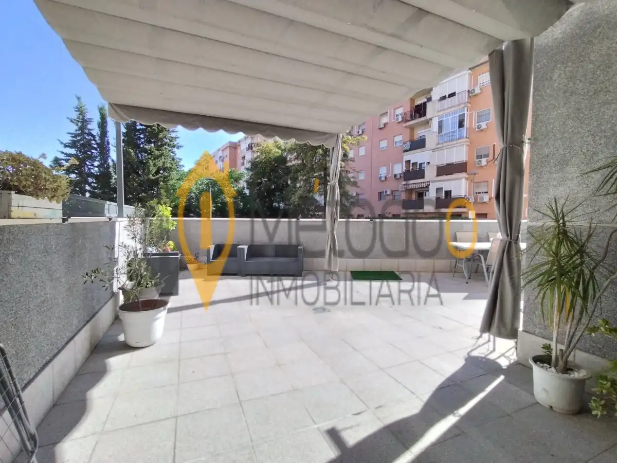 Terraza de Piso en venta en Sevilla con Aire acondicionado, Calefacción y Jardín privado