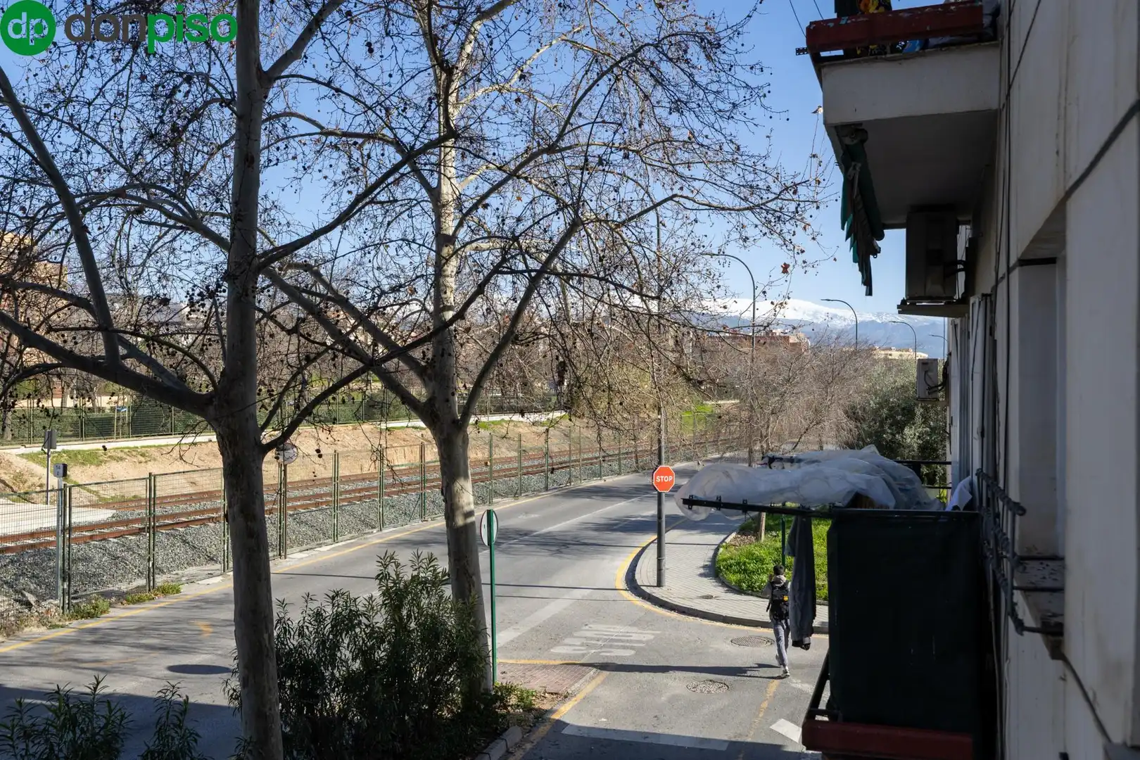 Vista exterior de Piso en venta en Granada