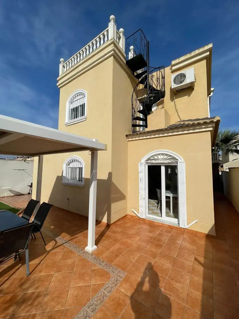 Casa amb jardí en venda a Nueva Torrevieja - Aguas Nuevas, imagen 23