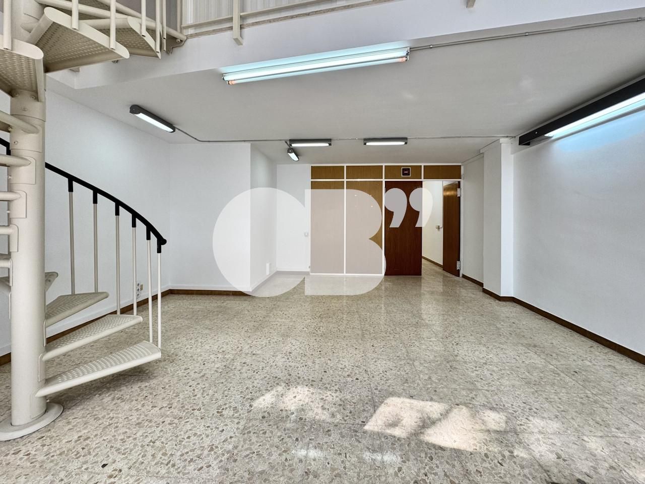 Premises for sale in  Barcelona Capital