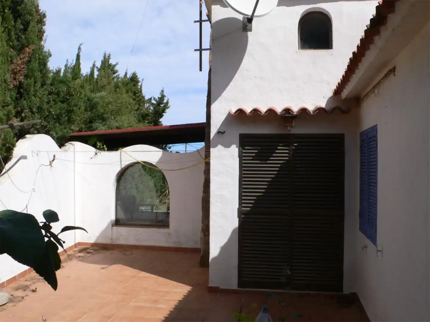 Vista exterior de Casa o chalet para compartir en Dénia con Jardín privado y Amueblado