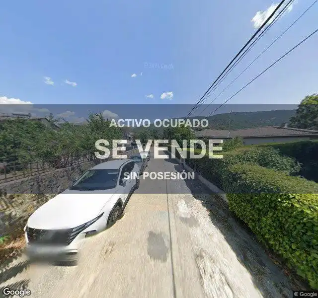 Piso en venta en La Adrada 