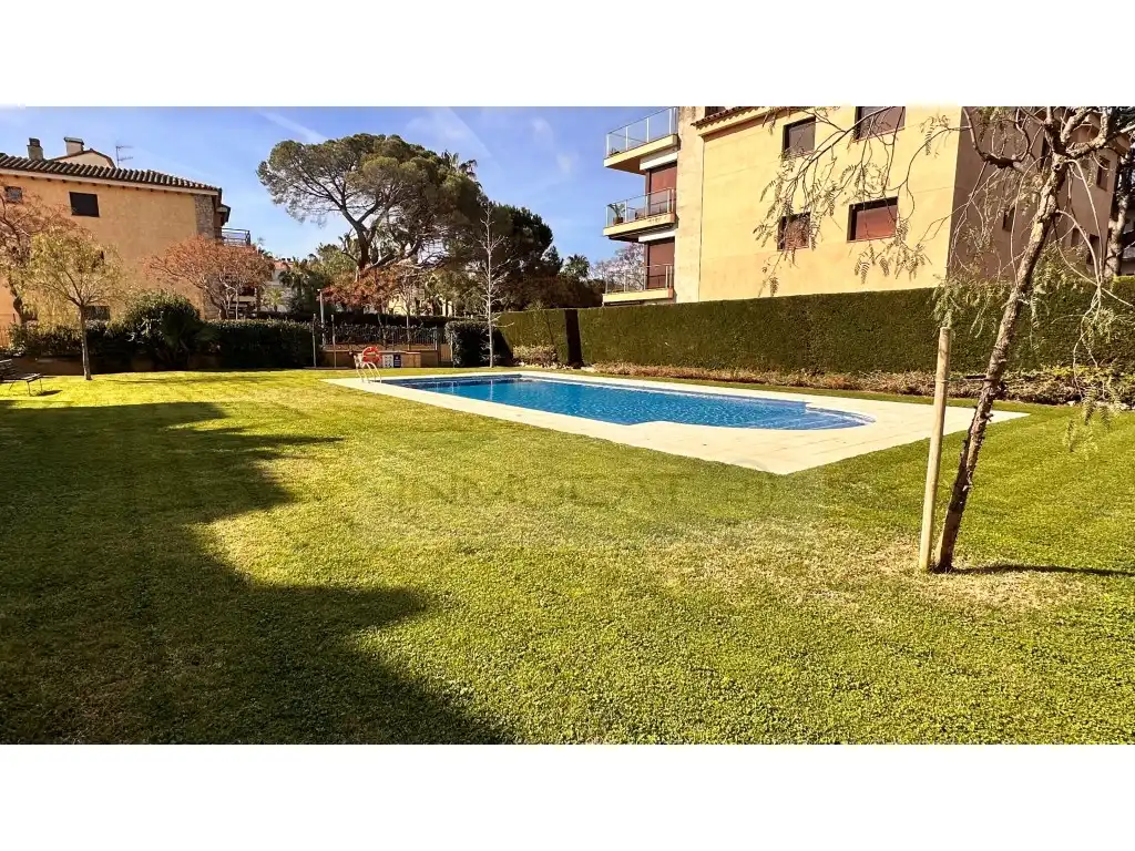 Piscina de Piso en venta en Castell d'Aro, Platja d'Aro i s'Agaró
