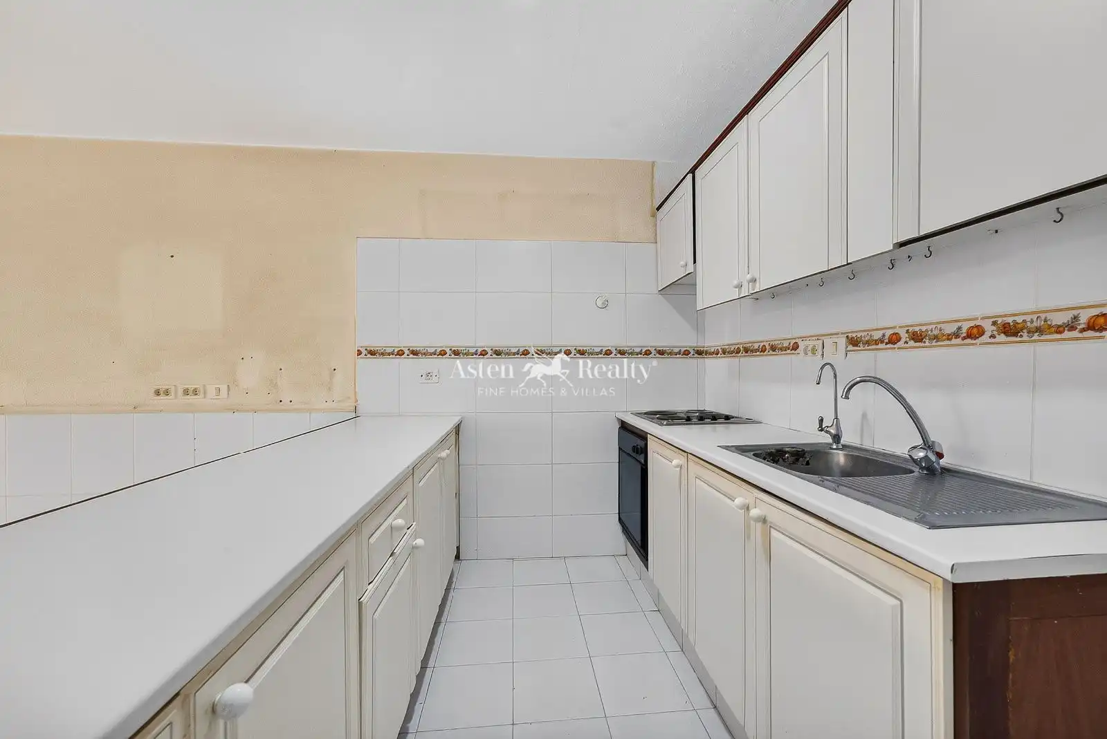 Cuina de Apartament en venda en Arona amb Terrassa, Piscina i Piscina comunitària