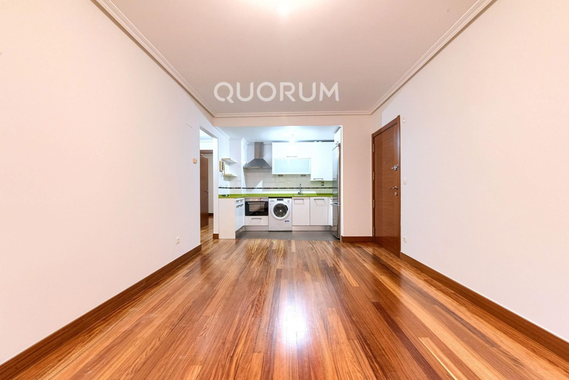 Dormitori de Pis en venda en Barakaldo  amb Calefacció