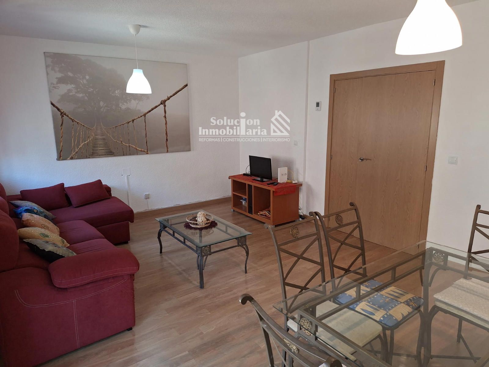 Sala d'estar de Pis en venda en Salamanca Capital amb Calefacció, Terrassa i Moblat