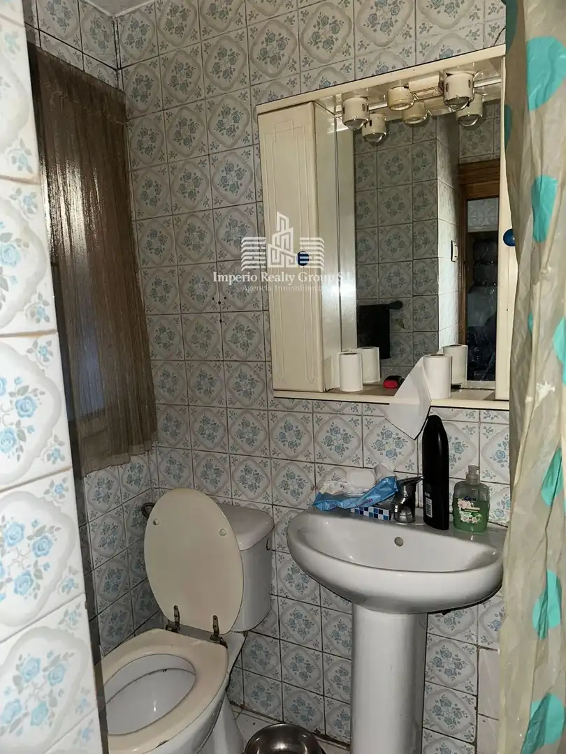 Bathroom of Flat for sale in Langreo  with Furnished