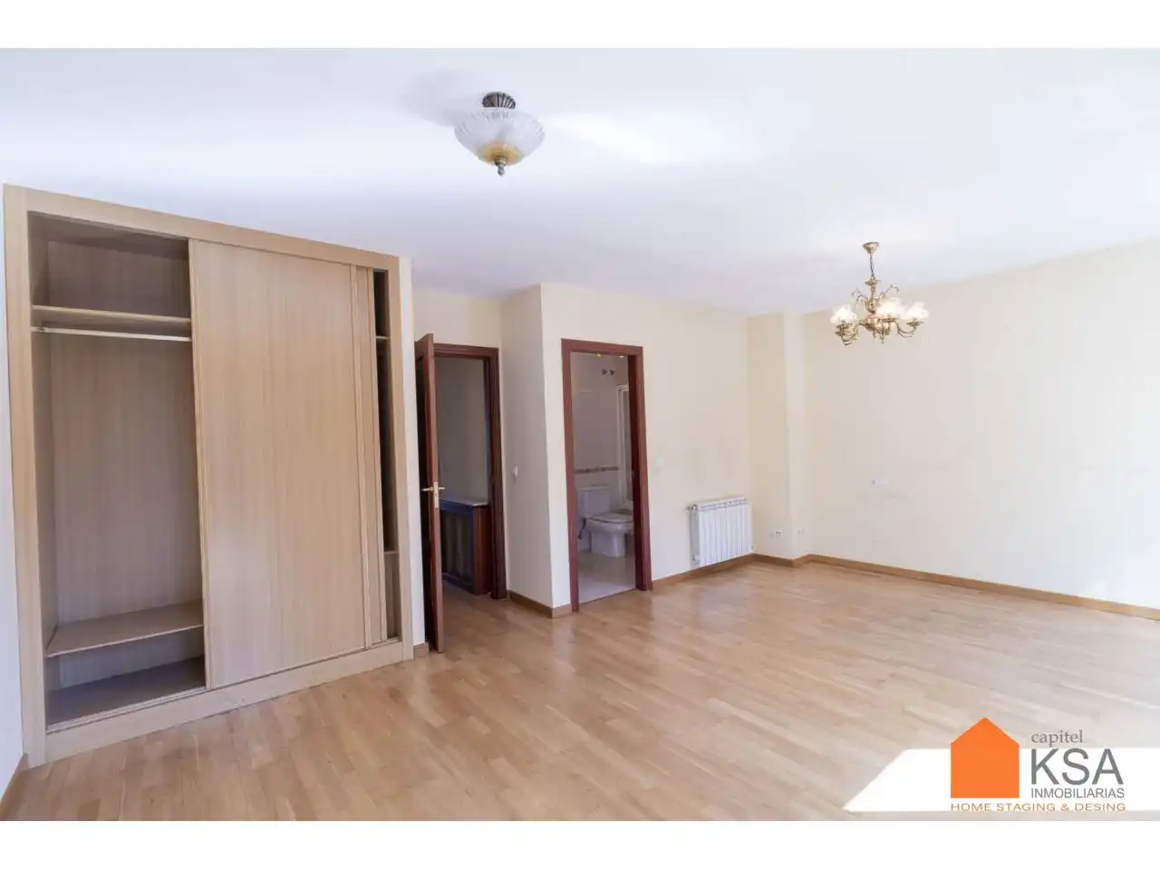Habitación de Casa adosada en venta en Santiago de Compostela  con Jardín privado, Parquet y Terraza
