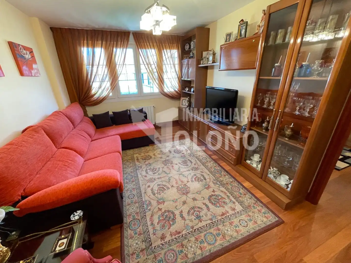 Sala de estar de Dúplex en venta en Castañares de Rioja con Calefacción, Parquet y Terraza