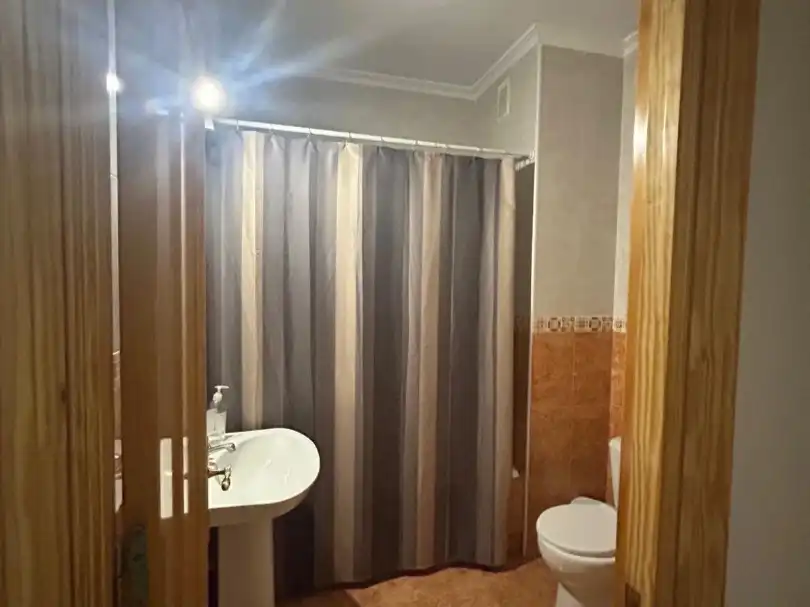 Baño de Oficina de alquiler en Huelva