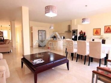 Mixt residencial en venda a Cruce de Arinaga