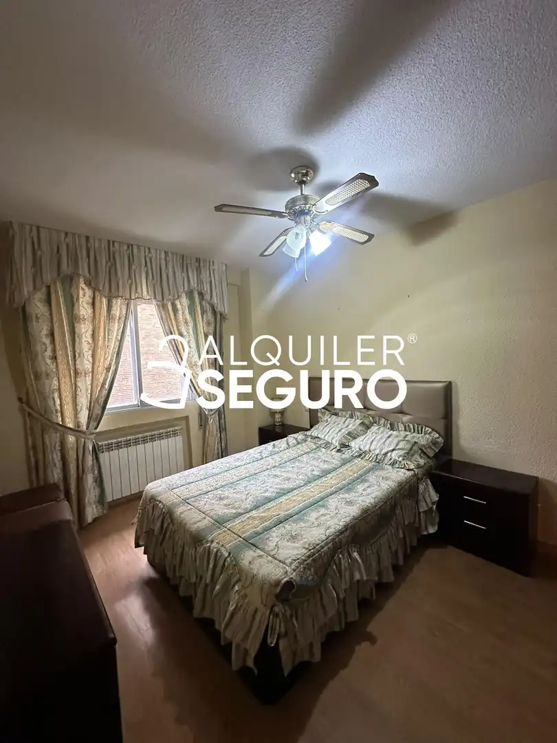 Bedroom of Flat for rent in Fuenlabrada II - El Molino