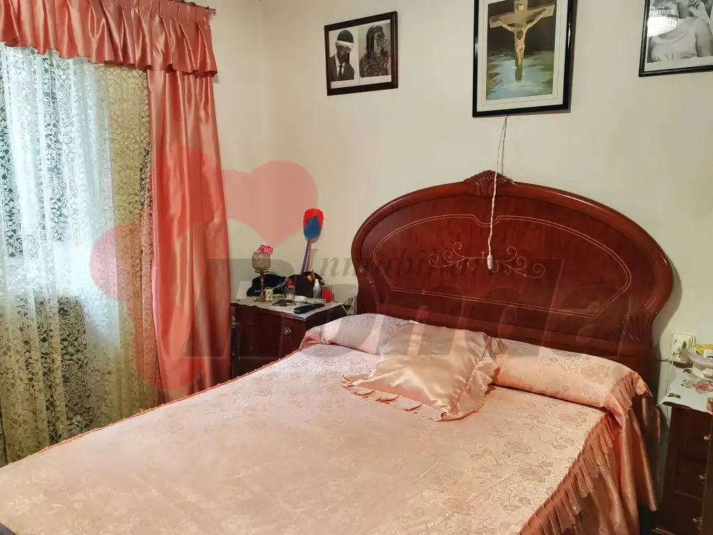 Dormitori de Casa o xalet en venda en Castro de Rei
