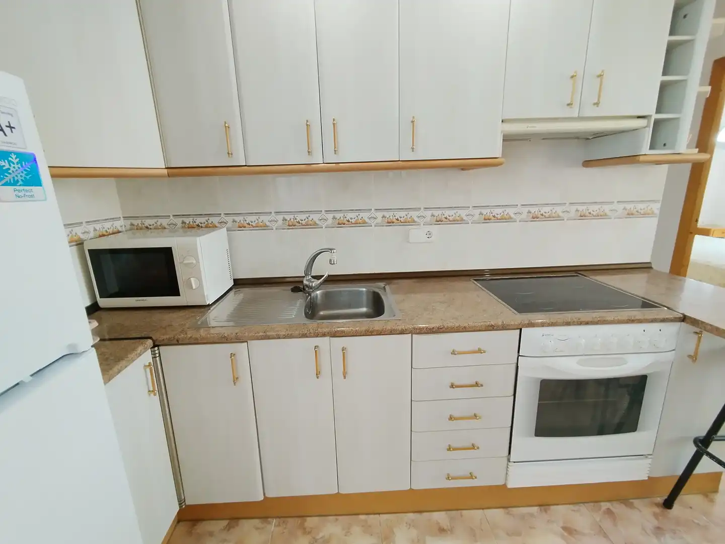 Kitchen of Apartments for sale in Alcanar  with Furnished, Oven and Washing machine