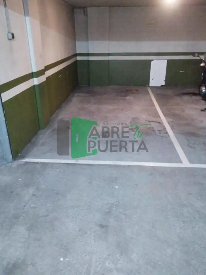 Aparcament en venda a Couto