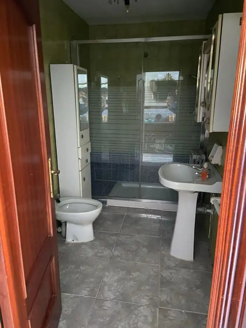 Bathroom of Houses for sale in Salamanca