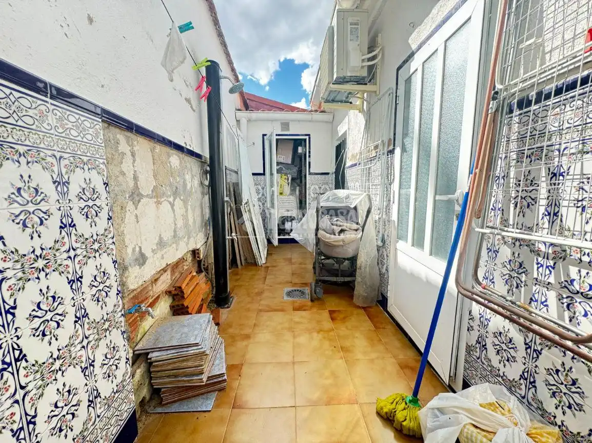 Vista exterior de Casa adosada en venda en Aranjuez amb Aire condicionat i Calefacció