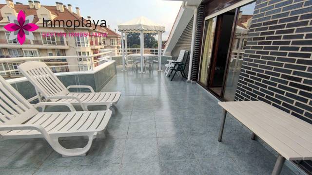 Ático en Venta en Ris