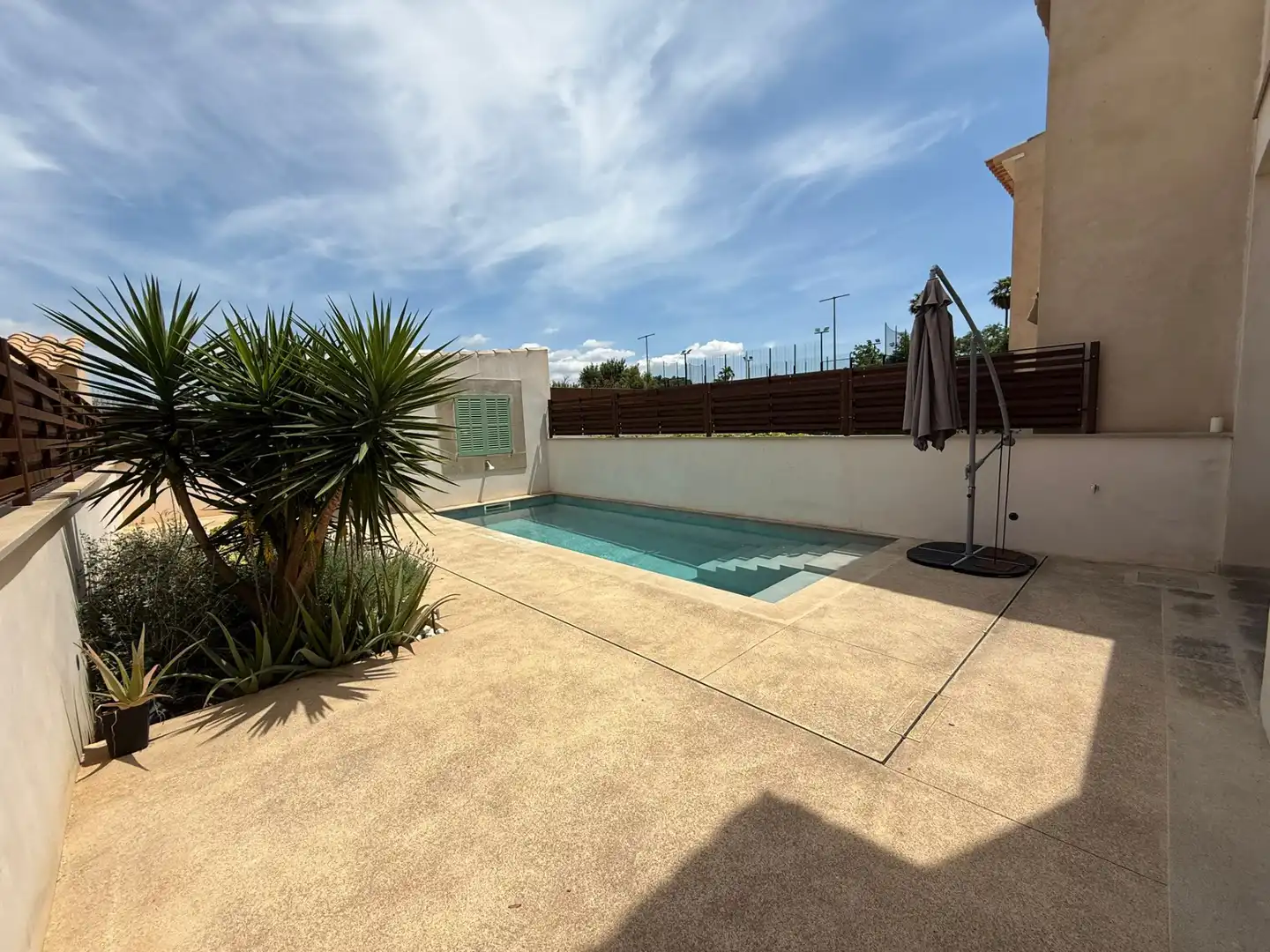 Piscina de Casa adosada en venda en Sencelles amb Aire condicionat, Calefacció i Jardí privat