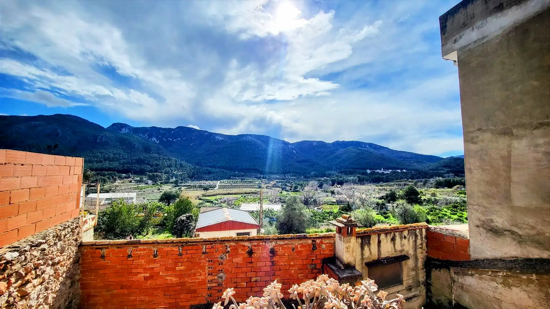 Vista exterior de Finca rústica en venda en Montitxelvo / Montichelvo amb Terrassa, Moblat i Balcó