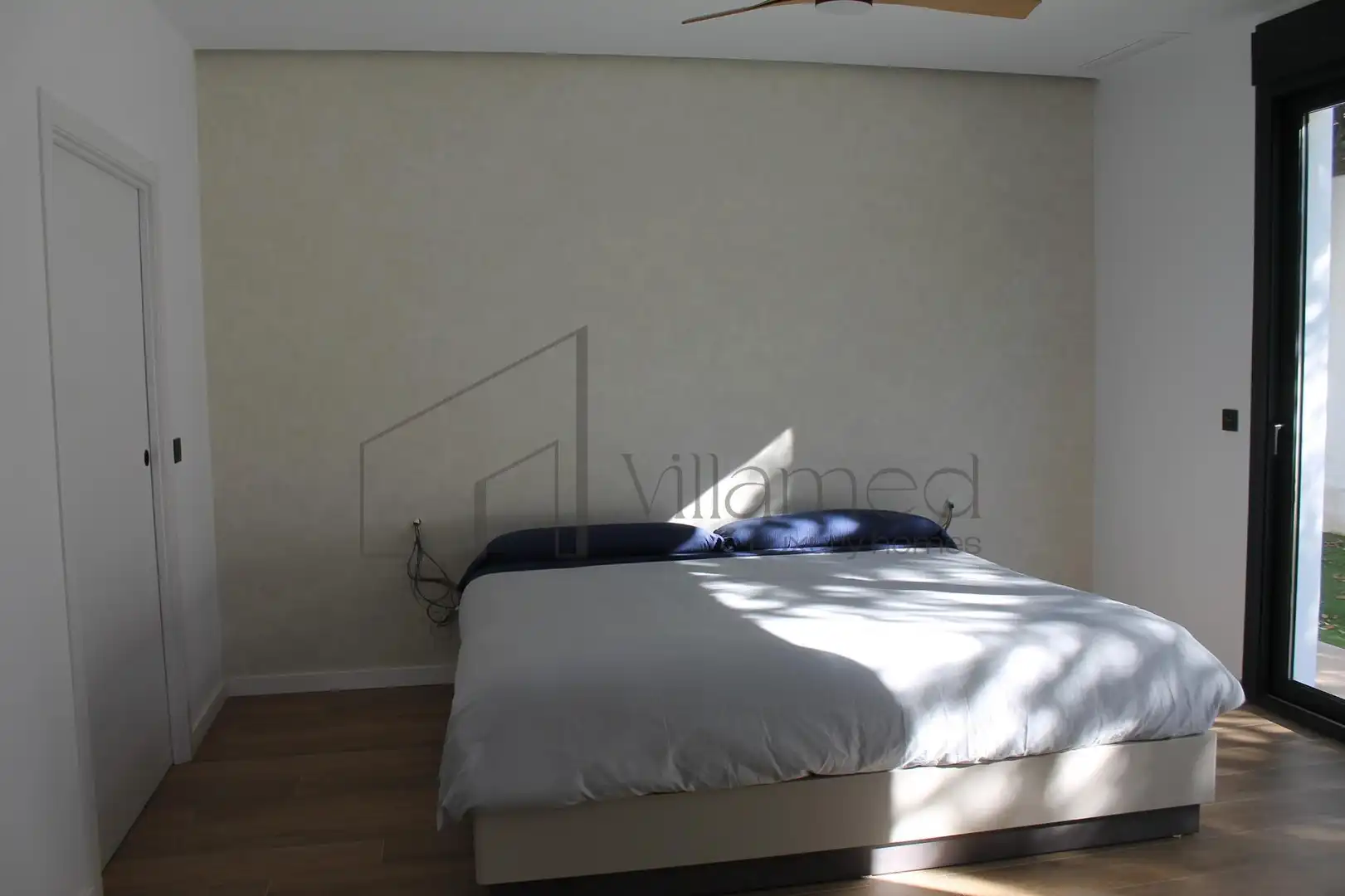 Dormitori de Casa o xalet de lloguer en L'Eliana amb Aire condicionat, Jardí privat i Terrassa