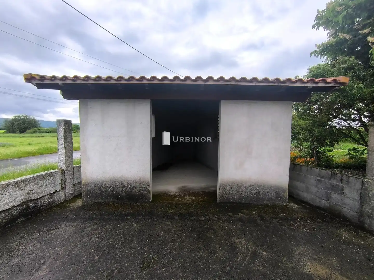 Parking de Casa o chalet en venta en Xinzo de Limia con Jardín privado