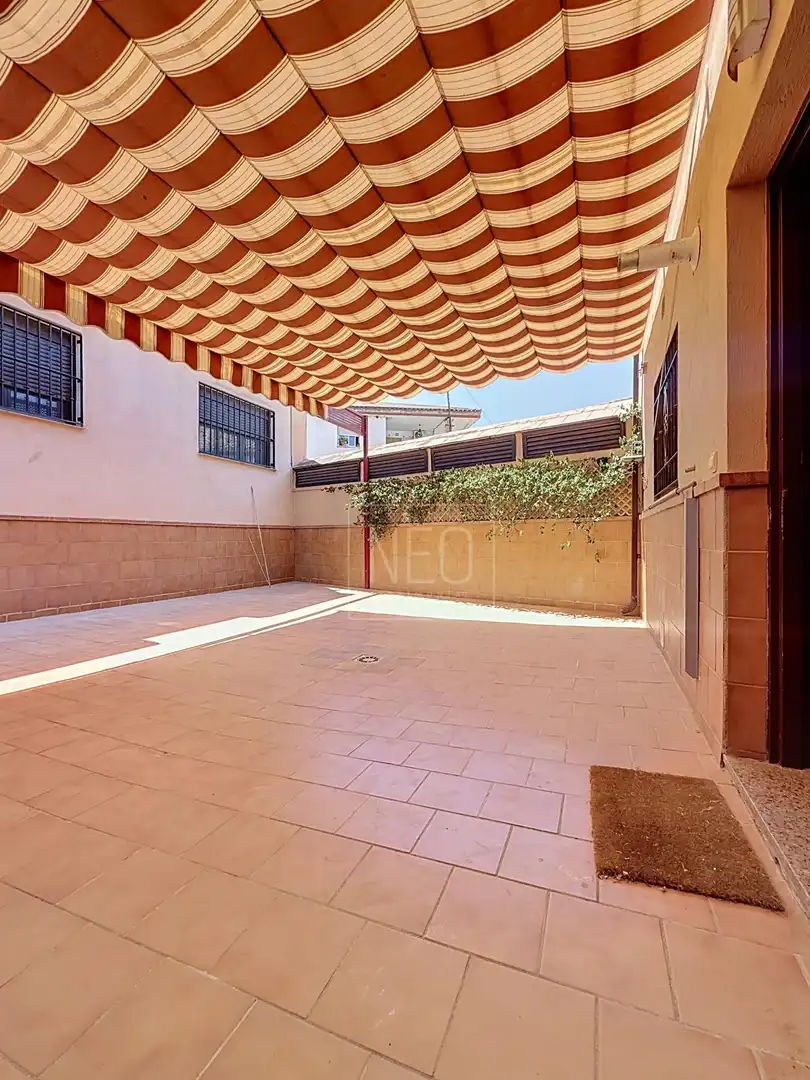Terrasse von Maisonette zum Verkauf in Monachil mit Klimaanlage, Heizung und Terrasse