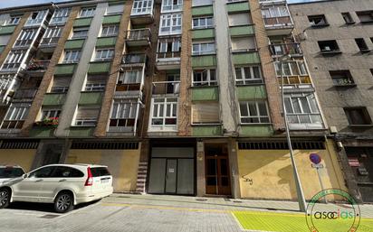 Vista exterior de Pis en venda en Gijón  amb Calefacció i Balcó