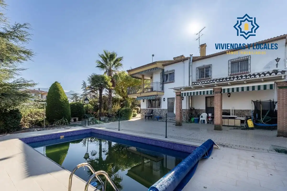 Detached house with pool for sale in Gójar, imagen 3