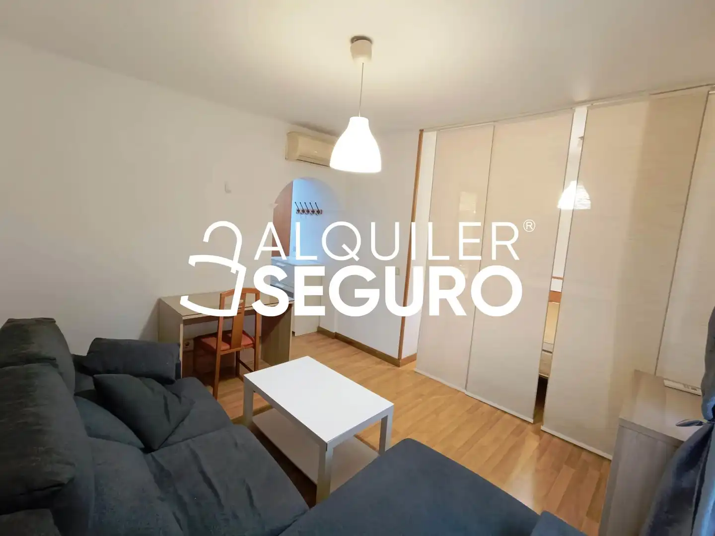 Sala de estar de Piso de alquiler en Leganés con Aire acondicionado, Calefacción y Amueblado