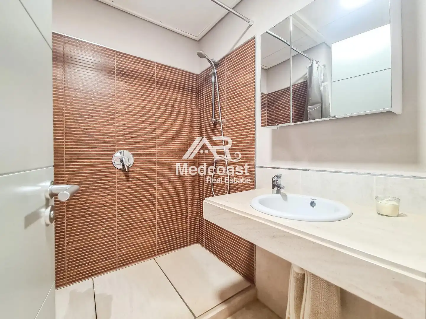 Bathroom of Flat for sale in Vera  with Air Conditioner, Terrace and Storage room