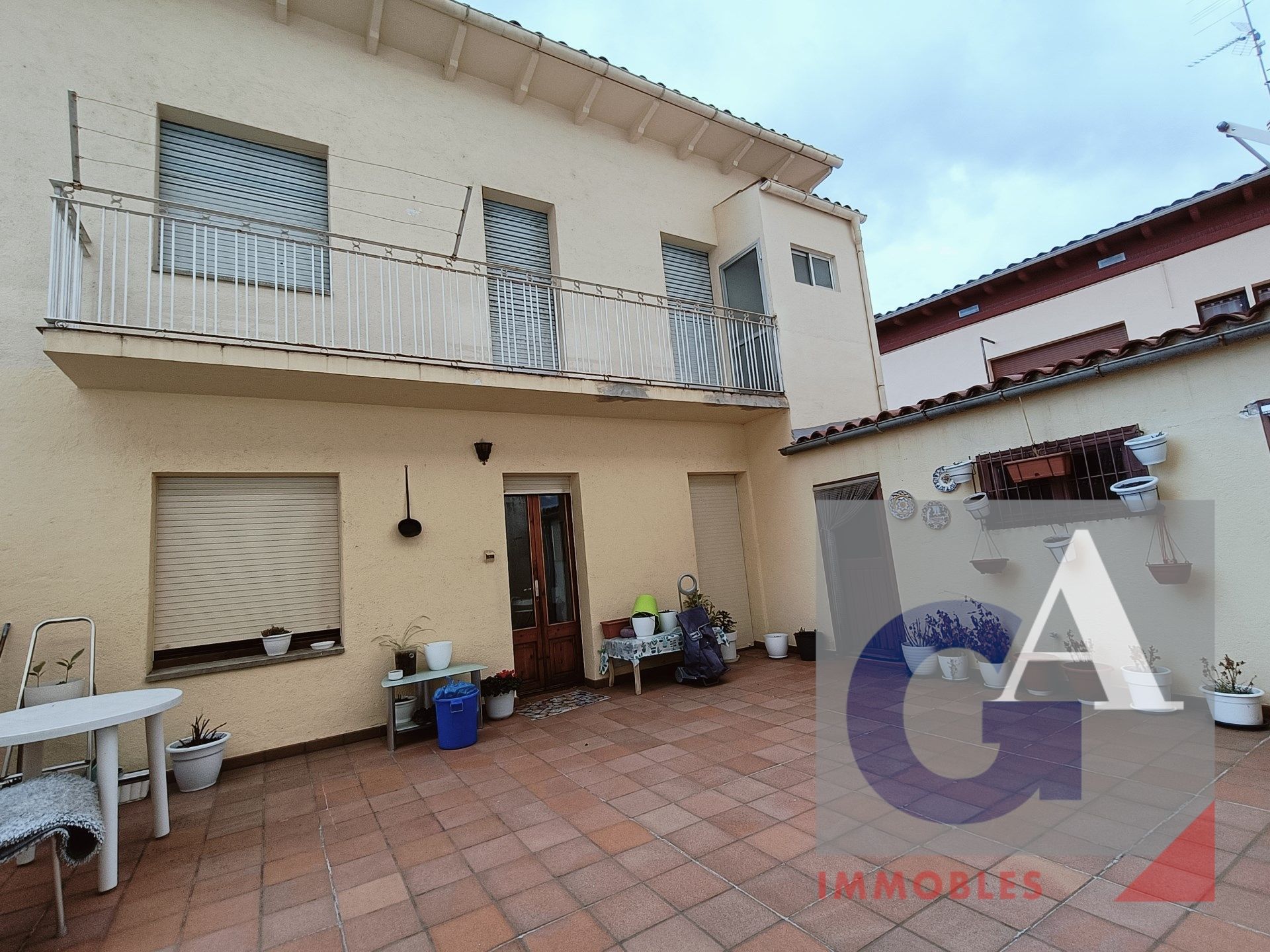 Exterior view of Single-family semi-detached for sale in Ripoll  with Heating, Terrace and Storage room